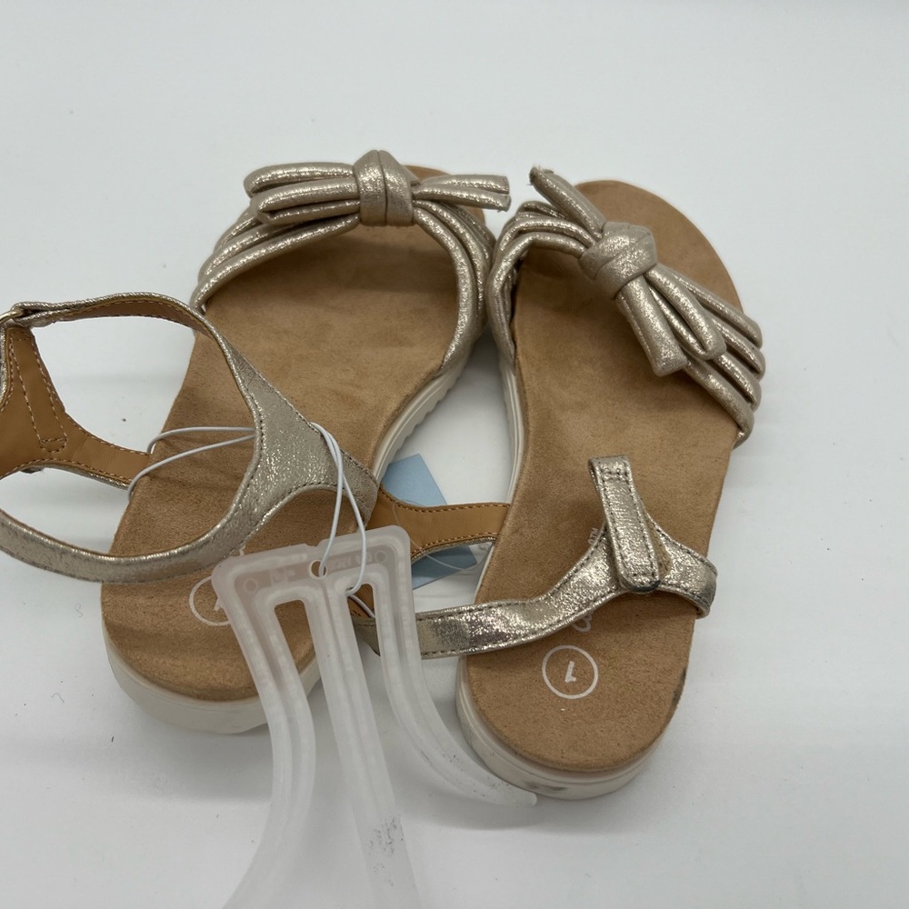 Cat & Jack kids Karisa footbed sandals - Picture 2 of 5